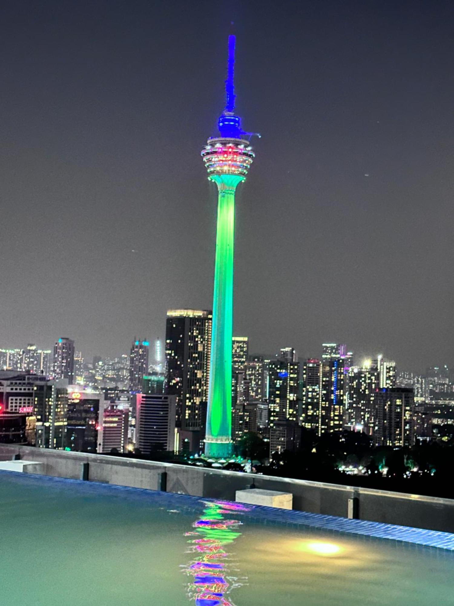 The Luxe Infinitum Klcc By Sahara Apartment Kuala Lumpur Luaran gambar