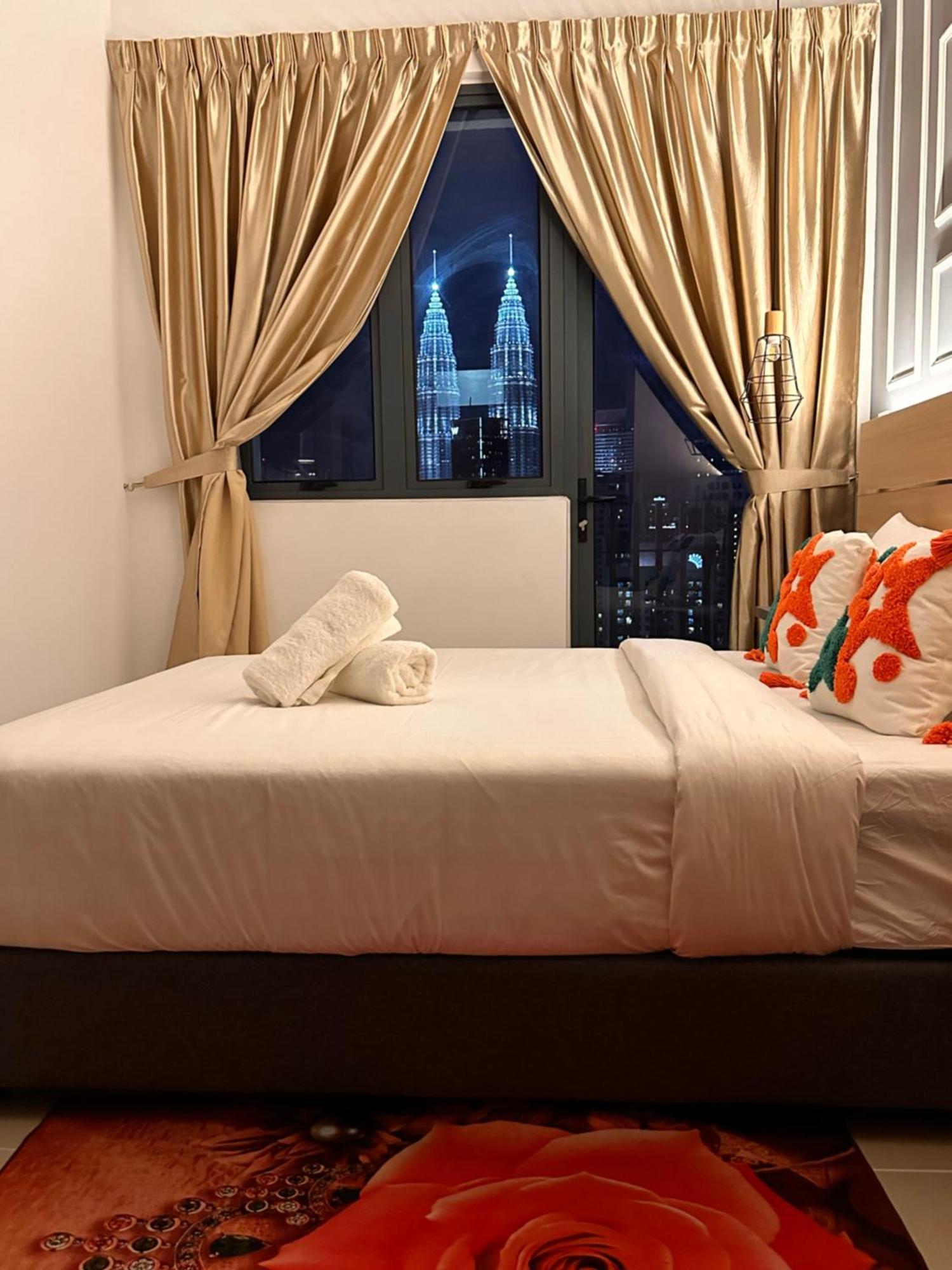 The Luxe Infinitum Klcc By Sahara Apartment Kuala Lumpur Luaran gambar