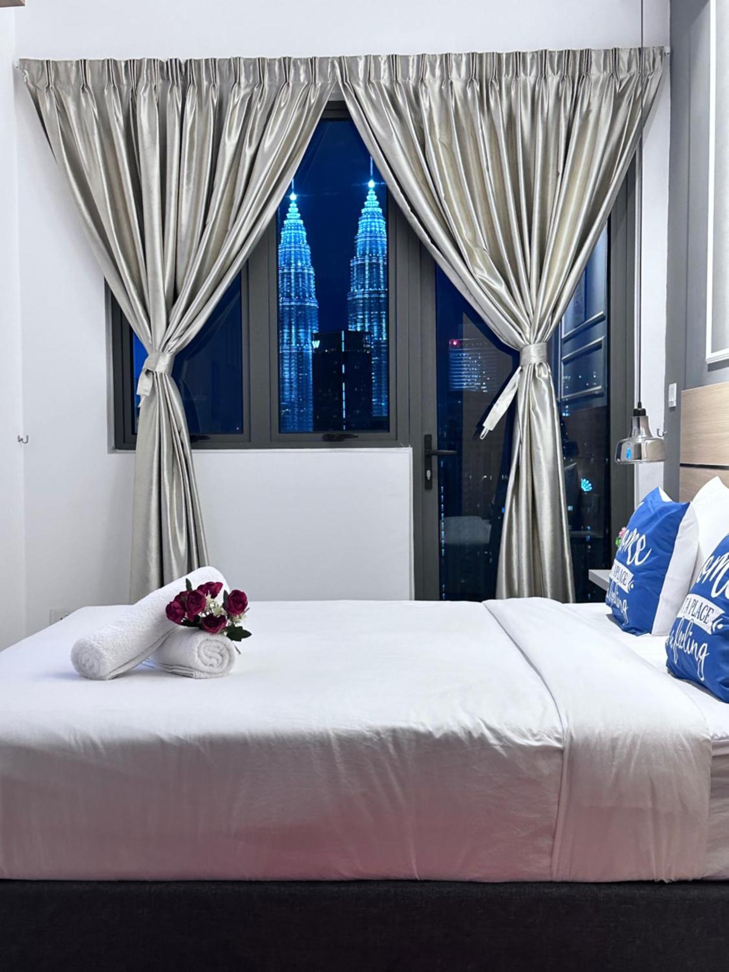 The Luxe Infinitum Klcc By Sahara Apartment Kuala Lumpur Luaran gambar