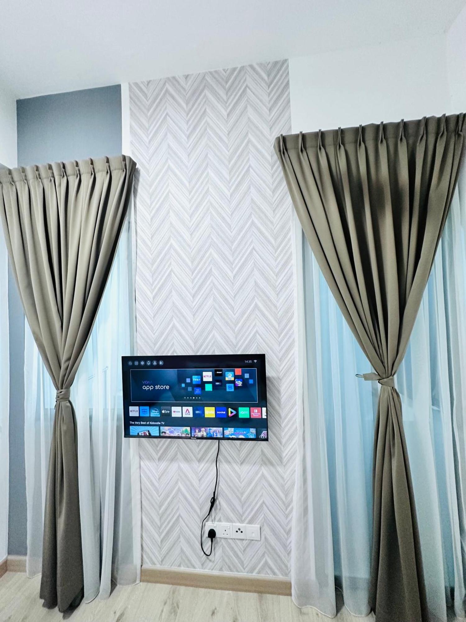 The Luxe Infinitum Klcc By Sahara Apartment Kuala Lumpur Luaran gambar